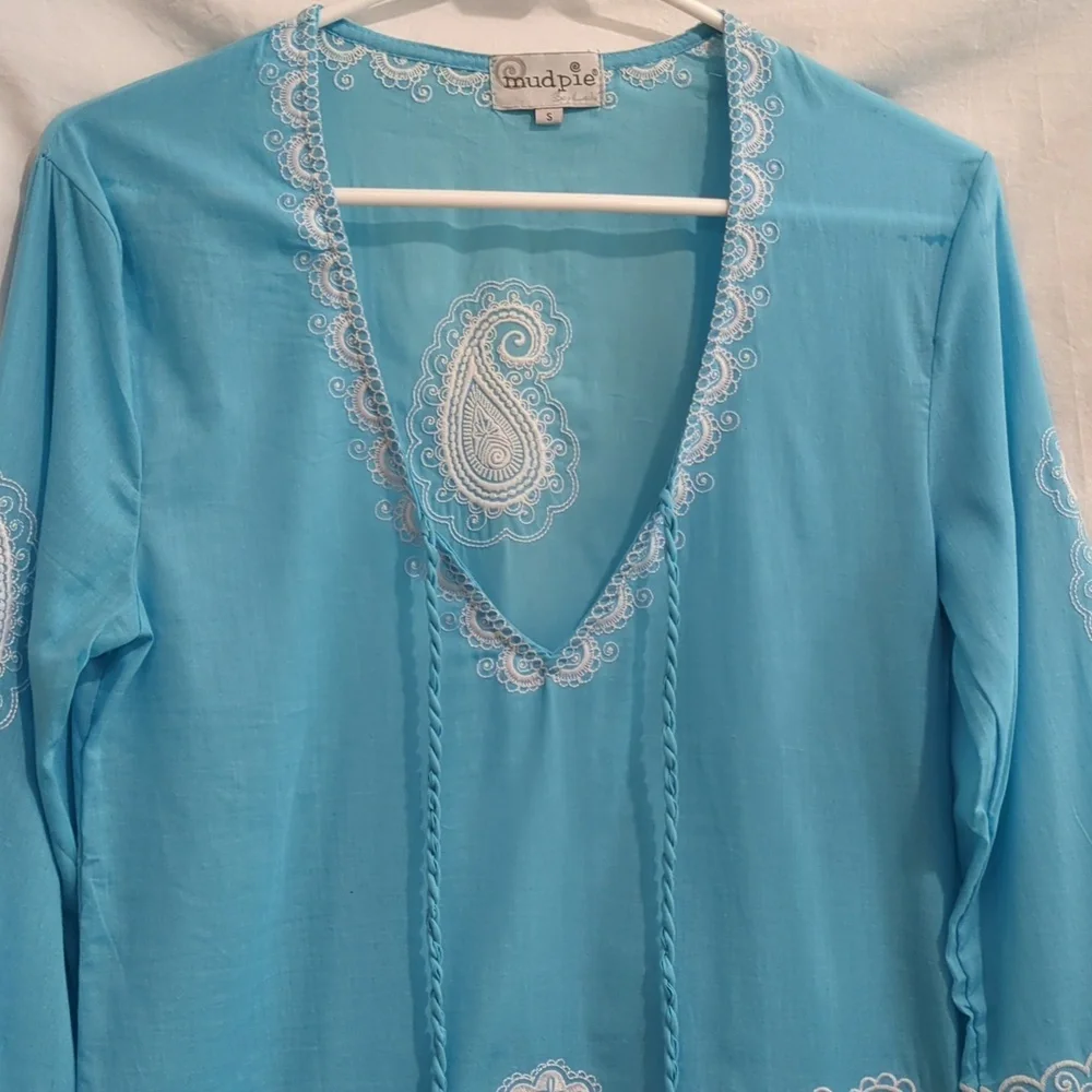 Mud Pie Blue and White Tunic Top Small - Picture 2 of 15